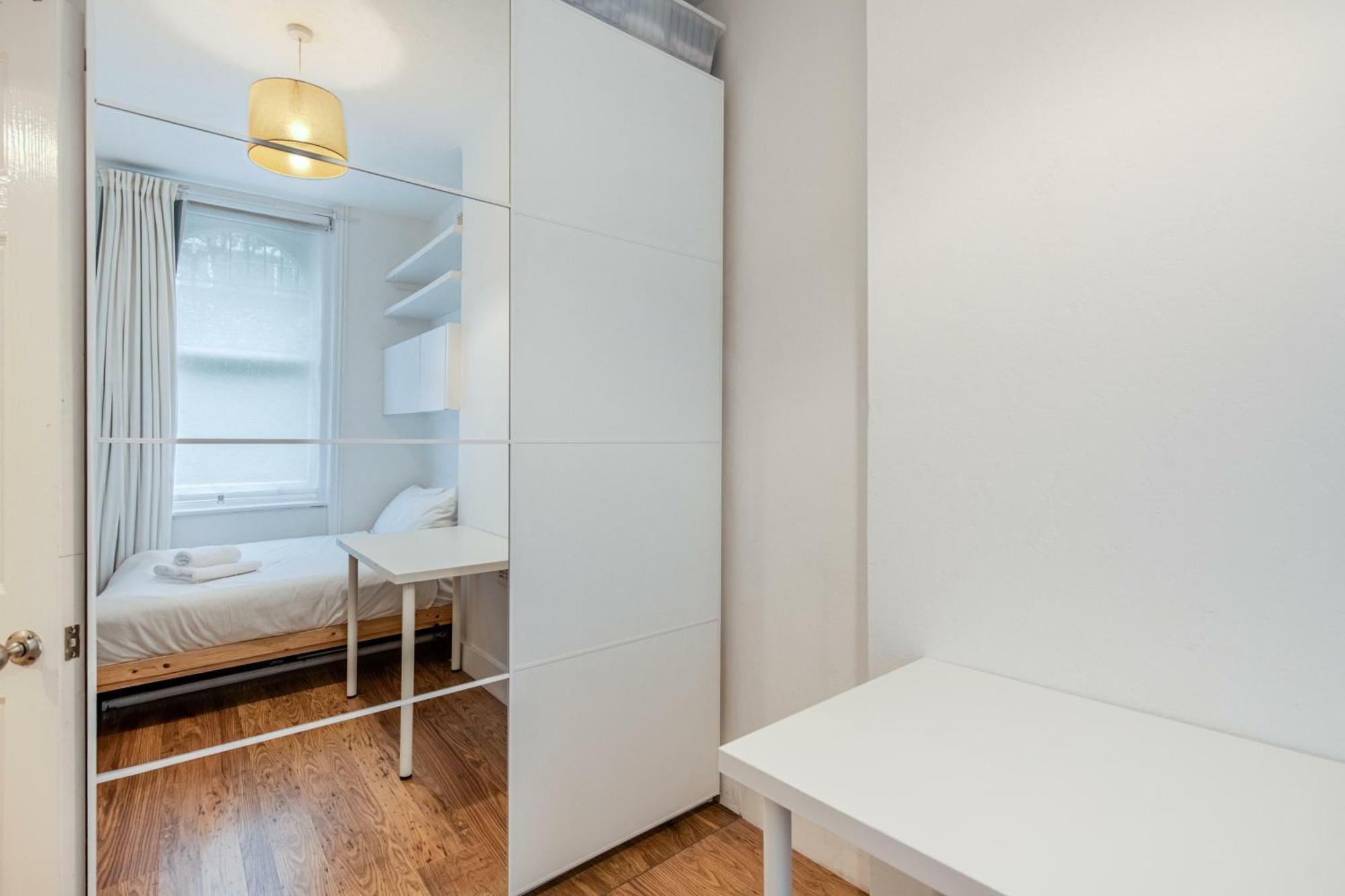 Well-connected 2bd Flat In Elephant & Castle Appartement